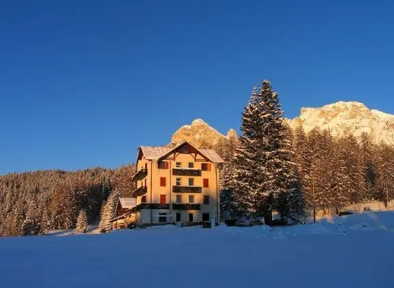 Sport Hotel Pocol - Dış Mekan