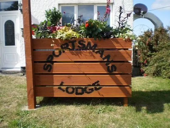The Sportsmans Lodge - Dış Mekan