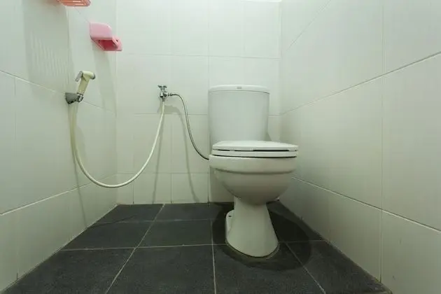 SPOT ON 1789 Lendang Homestay - Banyo Tipleri