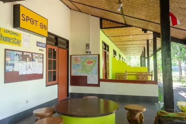 SPOT ON 1789 Lendang Homestay - Lobi