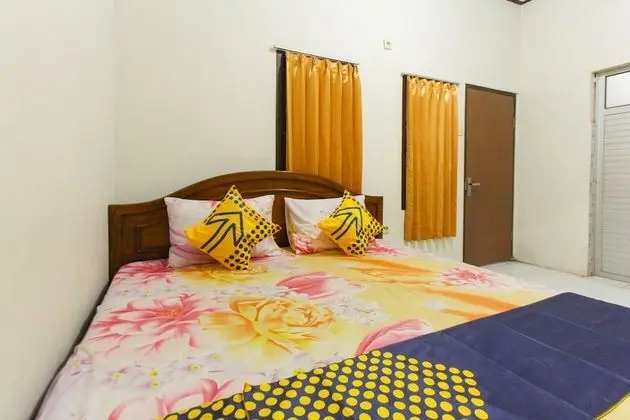 SPOT ON 1842 Cevilla Bnb Residence