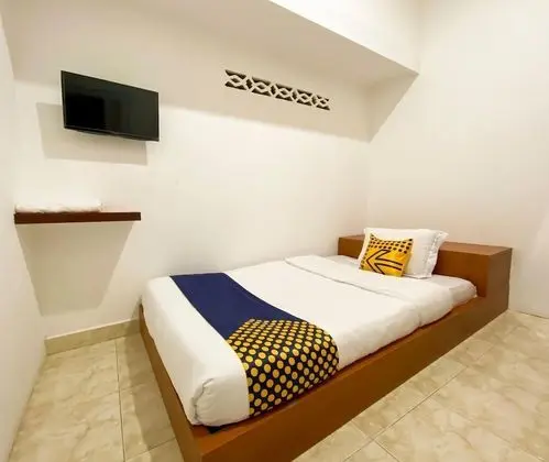 SPOT ON 2051 Sho Family Homestay & Resto
