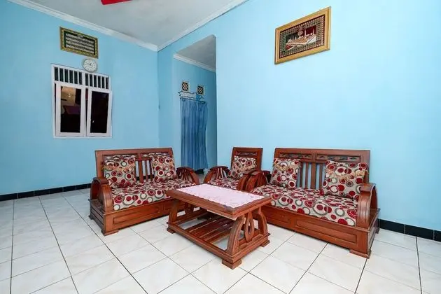 SPOT ON 2106 Homestay Flamboyan - İç Mekan