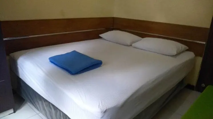 SPOT ON 2209 Solo Point Guest House Syariah - Oda