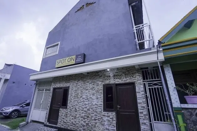 SPOT ON 2219 Madina Residence Syariah