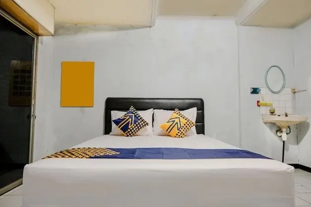 SPOT ON 2271 Nabila O Family Residence - Oda