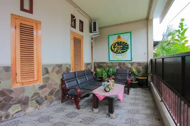 SPOT ON 2490 Griya Kencana Homestay - İç Mekan