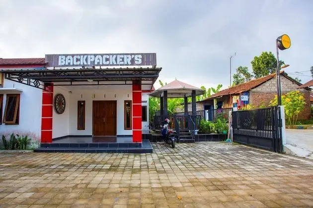 SPOT ON 2718 Backpacker's Homestay