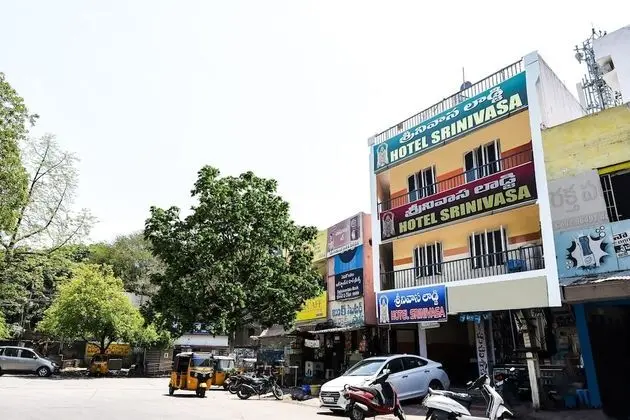 SPOT ON 36583 Hotel Srinivasa Residency