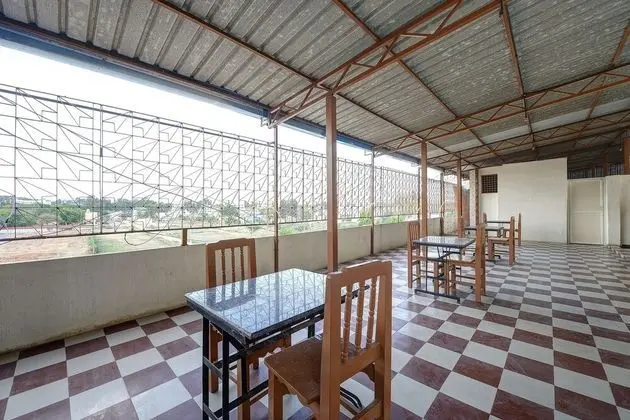 SPOT ON 37153 Karavali Paradise - Yerinde Yemek