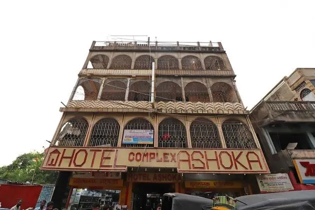 SPOT ON 42954 Hotel Ashoka 2