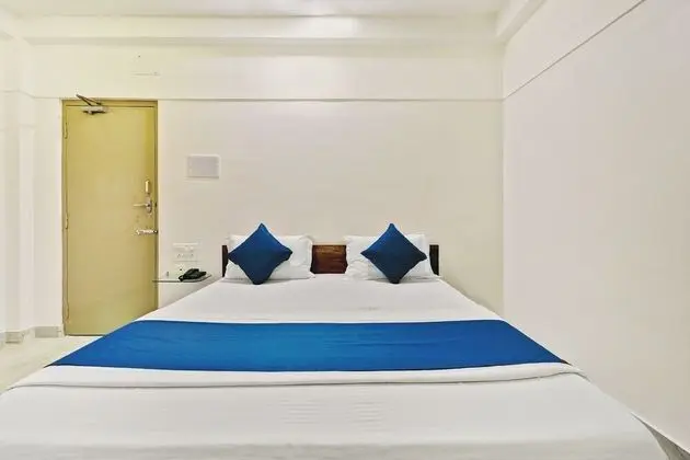 SPOT ON 45551 Surya Lodge