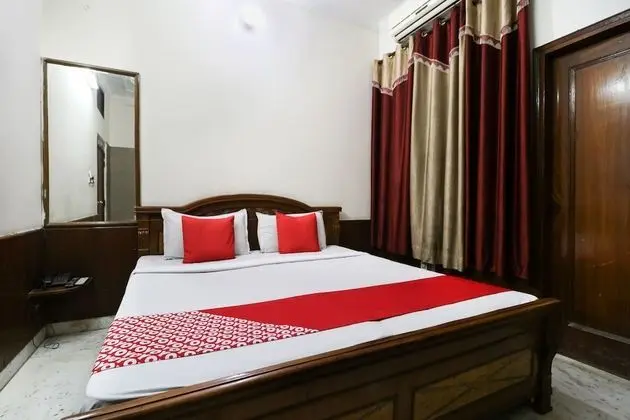 SPOT ON 46852 Hotel Pal Regency