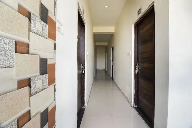 SPOT ON 48398 Shree Deep Hotel Pushkar - İç Mekan