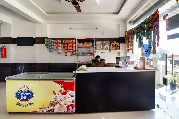 SPOT ON 48398 Shree Deep Hotel Pushkar - Lobi