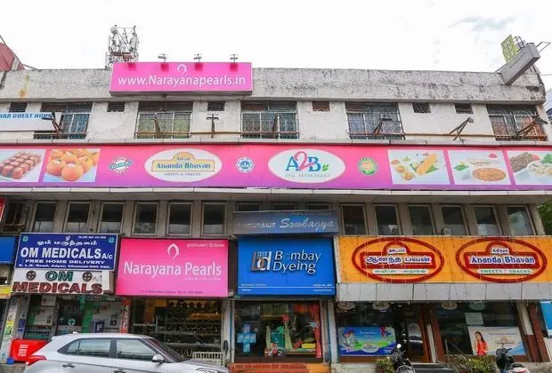 Spot ON 49012 New Adyar Guest House