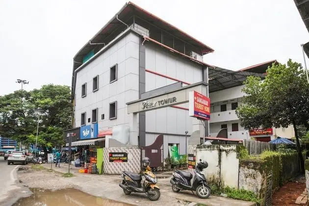 SPOT ON 49545 Sangamam Tourist Home