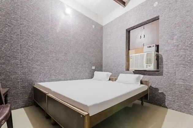 SPOT ON 60788 Hotel Venkatesh