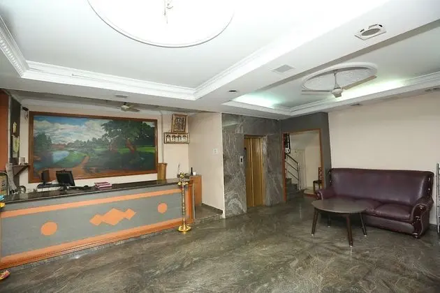 SPOT ON 6856 Eshi Guest House