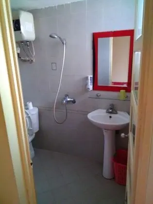 SPOT ON 818 Tan Ky Hotel - Banyo Tipleri