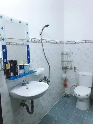 SPOT ON 871 Khanh Huyen Motel - Banyo Tipleri