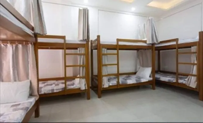 SPOT ON 883 Hachi Hostel - Oda