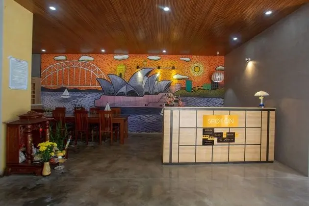 SPOT ON 891 Aki Hotel - Lobi