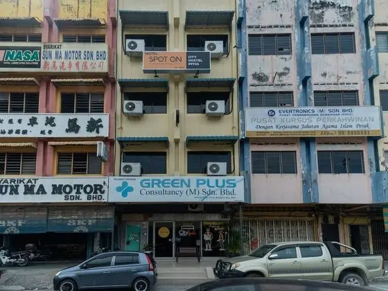SPOT ON 89926 City Hostel Ipoh - Dış Mekan