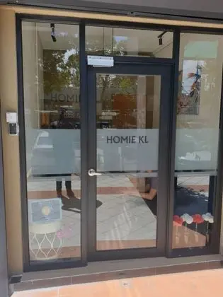 SPOT ON 89980 homie hostel - Dış Mekan