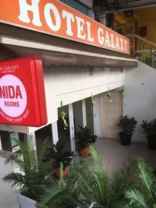 SPOT ON 90139 Hotel Galaxy - Dış Mekan