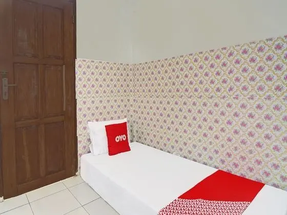 SPOT ON 91799 Sosonopan Homestay
