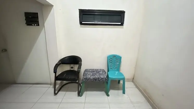 SPOT ON 92196 Kost Axcel - İç Mekan