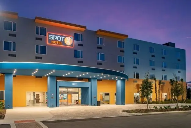 SPOT X by Red Collection - Orlando International Dr