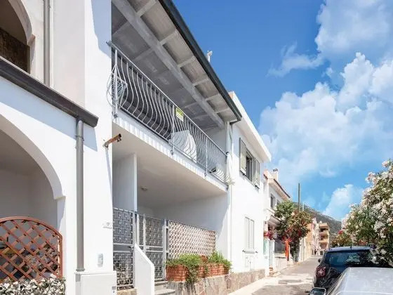 Sprawling Apartment in Cala Gonone near Cala Fuili Beach - Öne Çıkan Resim