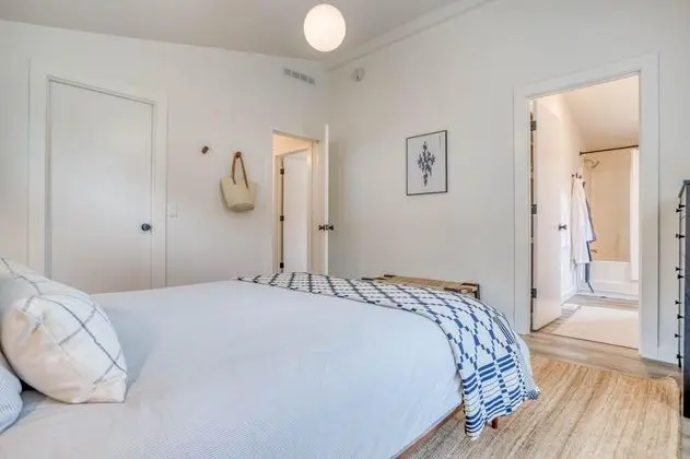 Sprig Dwelling MCA 1482 - Oda