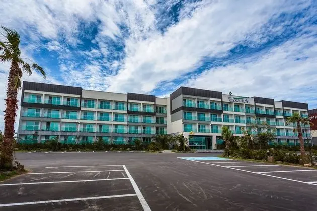 Spring and Autumn Hotel & Resort - Dış Mekan