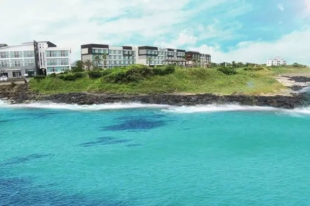 Spring and Autumn Hotel & Resort - Plaj