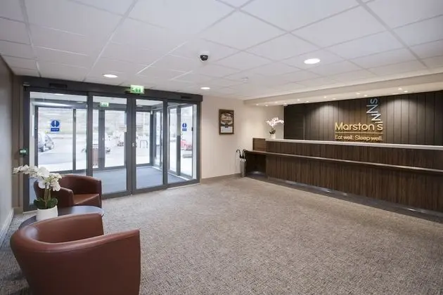 Spring River Ebbsfleet by Marston's Inns - Lobi