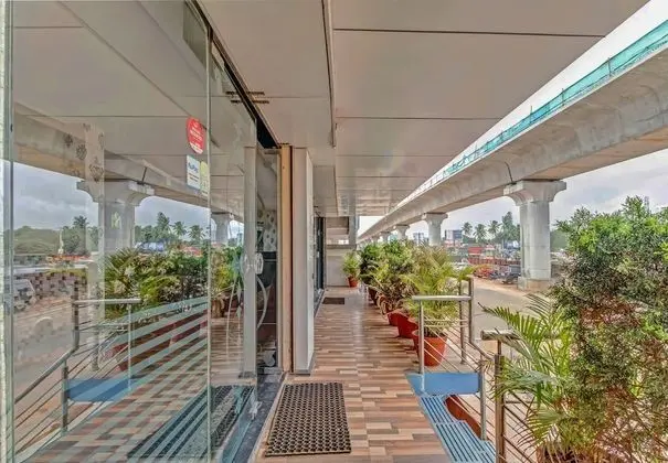 Spring Sky Bangalore by ShriGo Hotels - Dış Mekan