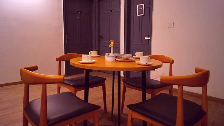 Spring Sky Gurgaon by ShriGo Hotels - Yerinde Yemek