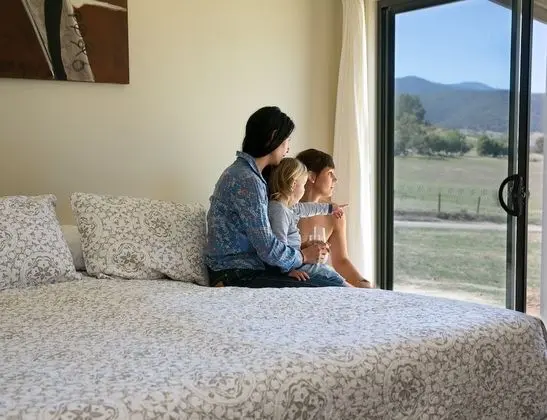 Spring Spur Stay
