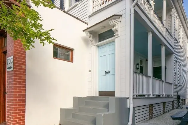 Spring St Buyout by Avantstay Shared Home in Charleston! 10mins 2 French Quarter! - İç Mekan