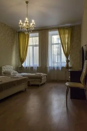 Spring Hotel - Öne Çıkan Resim