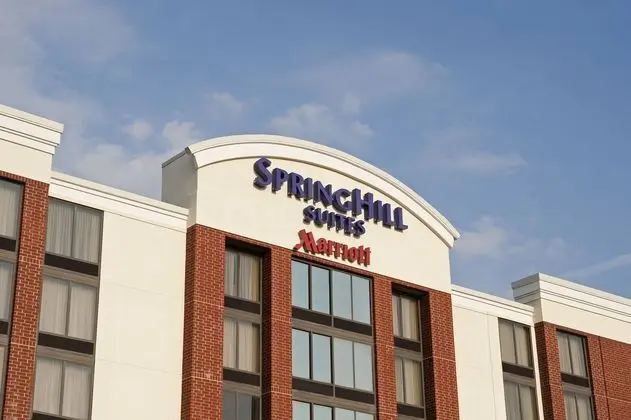 SpringHill Suites Chicago Naperville/Warrenville - Dış Mekan