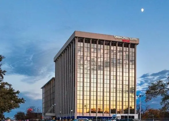 SpringHill Suites Chicago O'Hare - 1