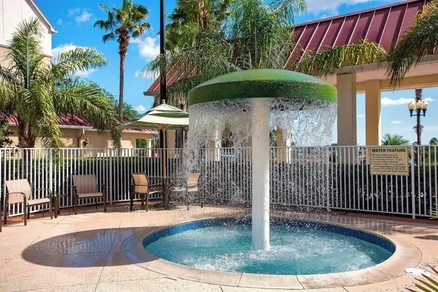 Springhill Suites Convention Ctr Intl Drive Area - Havuz