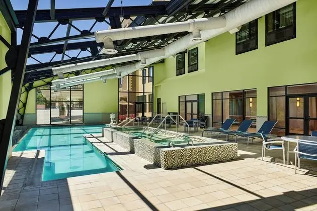 SpringHill Suites Deadwood - Havuz