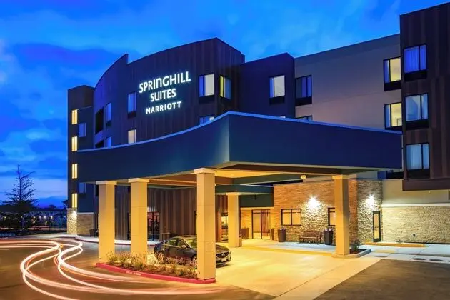 SpringHill Suites The Dunes On Monterey Bay