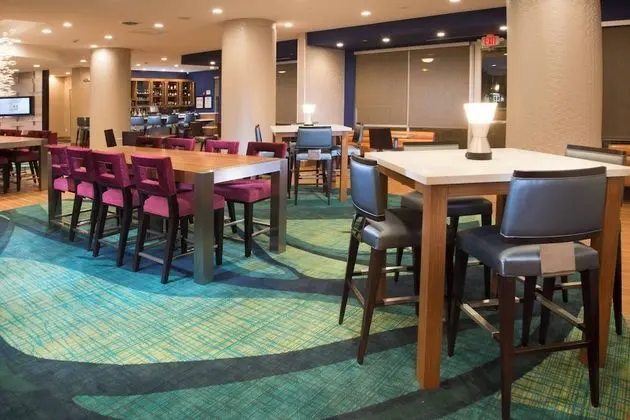 Springhill Suites Houston Westchase - Dış Mekan
