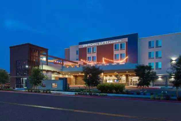 SpringHill Suites Huntington Beach Orange County - Dış Mekan